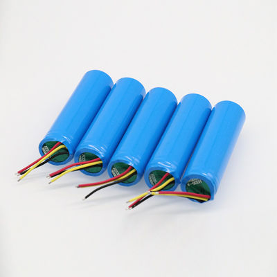 UN38.3 প্রত্যয়িত 3.7 V 2400mah 18650 রিচার্জেবল ব্যাটারি সমতল শীর্ষ 0.05 কেজি